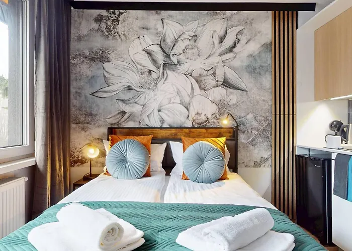 Wildflower Pole Mokotowskie Park&metro *